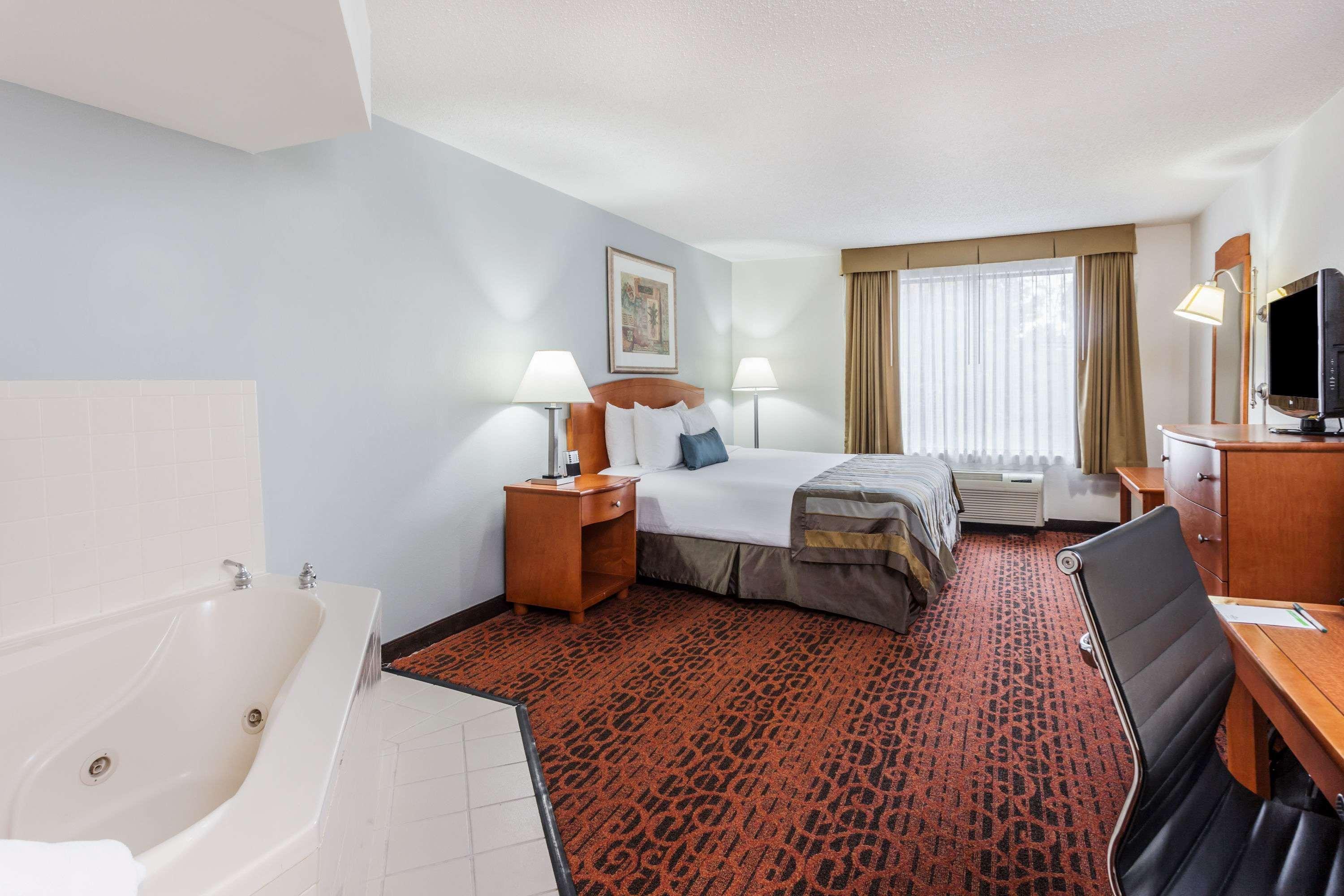 Spark By Hilton Winchester Bagian luar foto