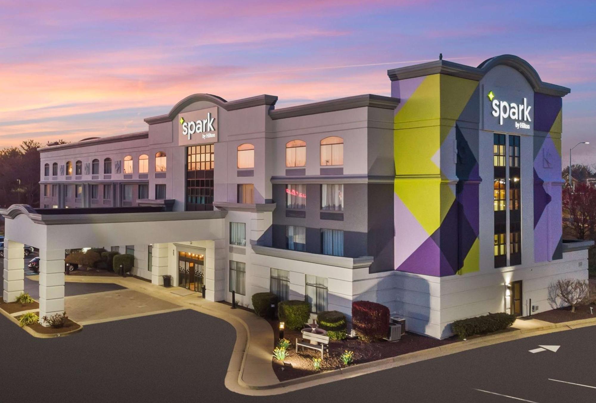 Spark By Hilton Winchester Bagian luar foto